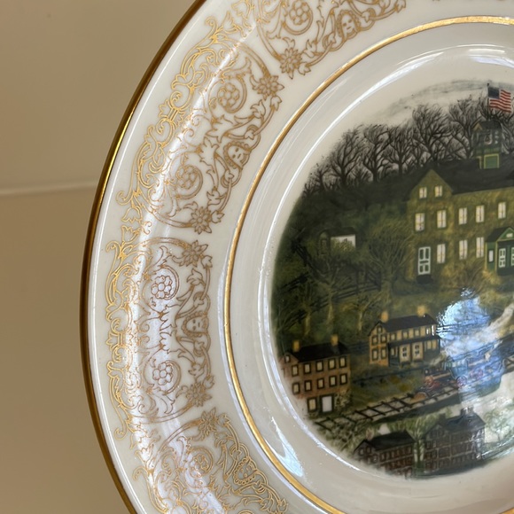 Kitchen Fine China Plate Wittnauer Collectors Guild Manchester Valley